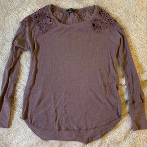 Women’s shirt